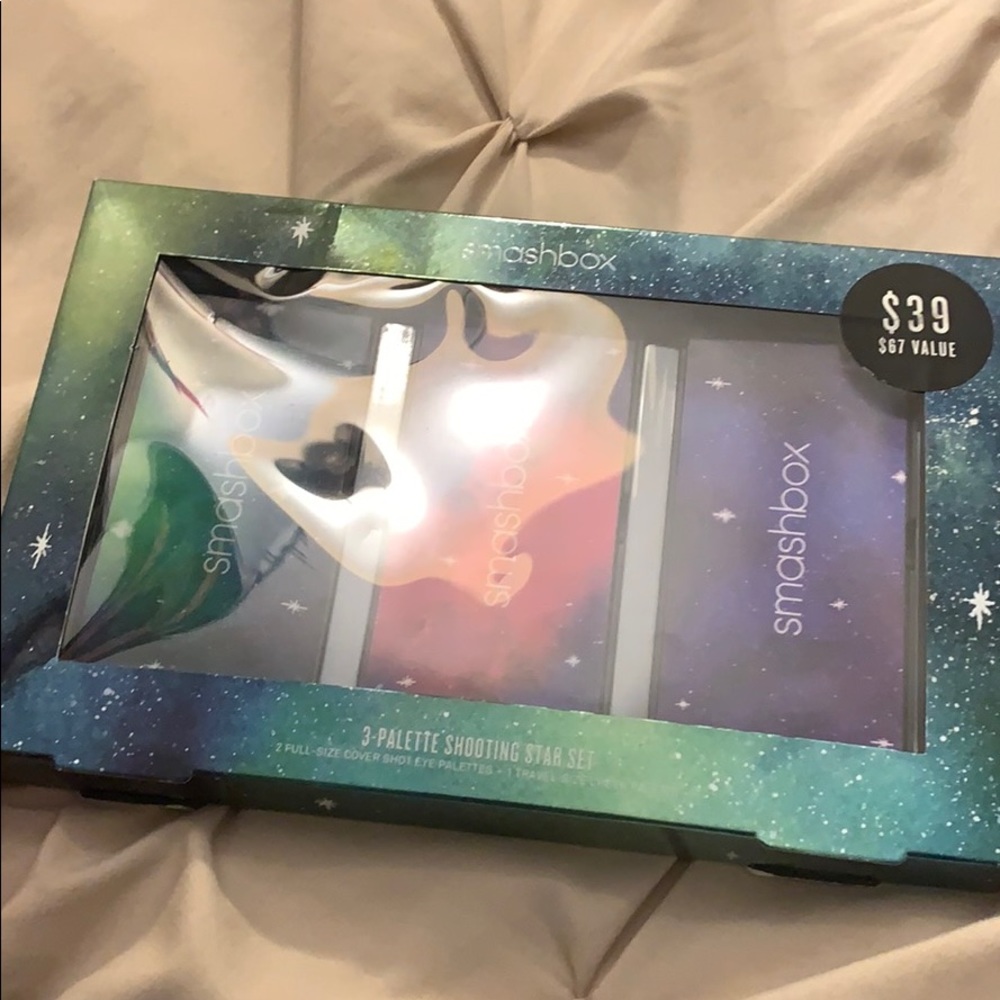 3-palette set never opened ✨✨✨